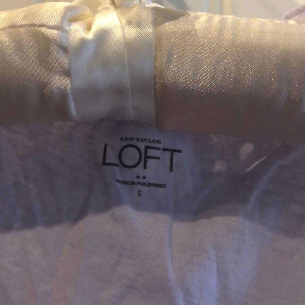 Loft Top - Picture 3 of 3